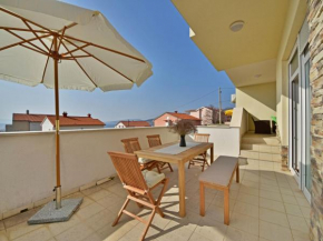 Apartment Cvit 2 by Interhome